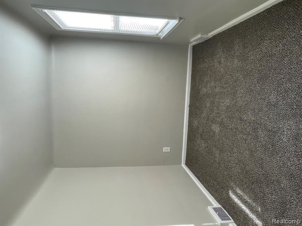 16210 Ferguson Street, Detroit, MI 48235 — Photo 23