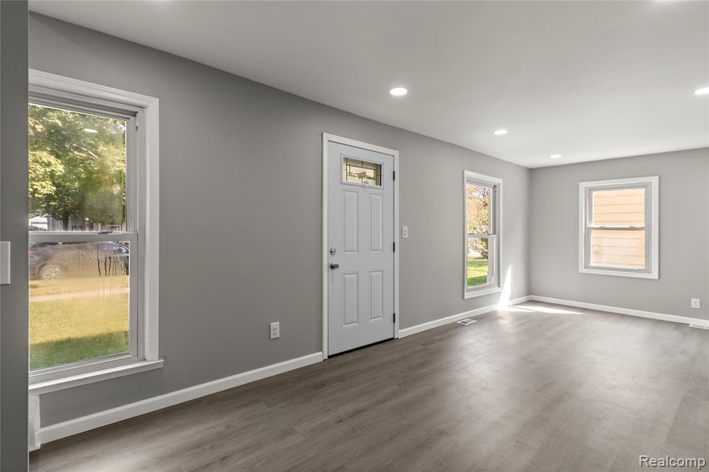 4484 Carnegie Street, Wayne, MI 48184 — Photo 3