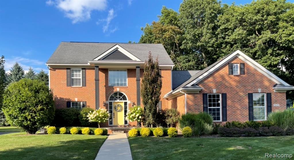 5827 Woodfield Parkway, Grand Blanc, MI 48439