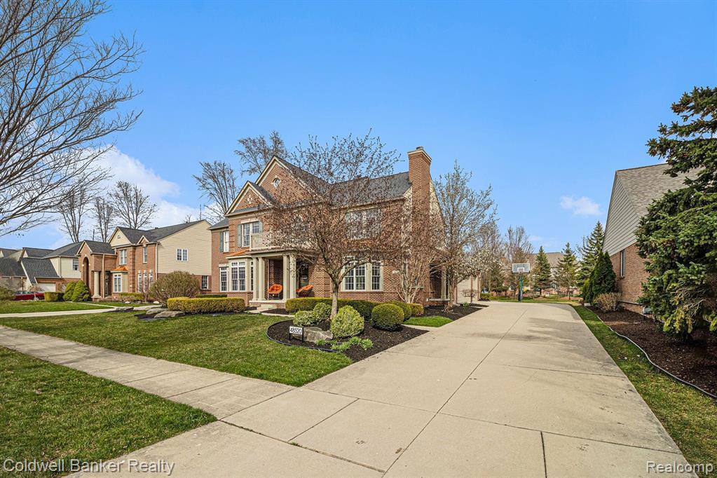 48520 Antique, Canton, MI 48187 — Photo 4