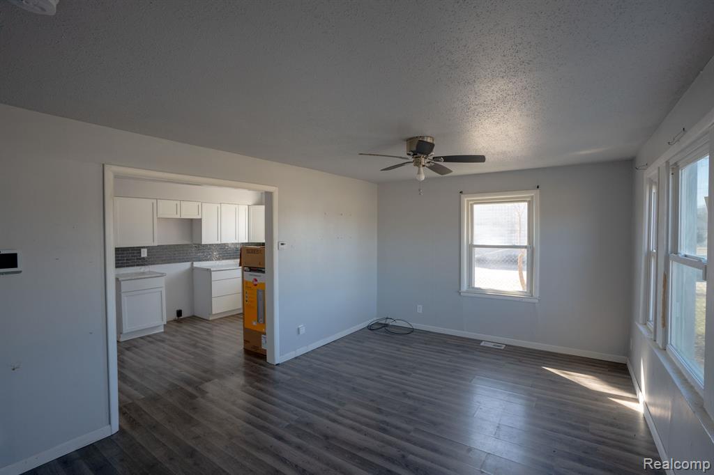 8508 N Saginaw Road, Mount Morris, MI 48458 — Photo 3
