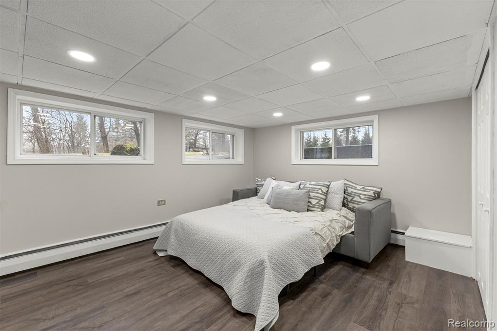 45401 W 9 Mile Road, Novi, MI — Photo 27