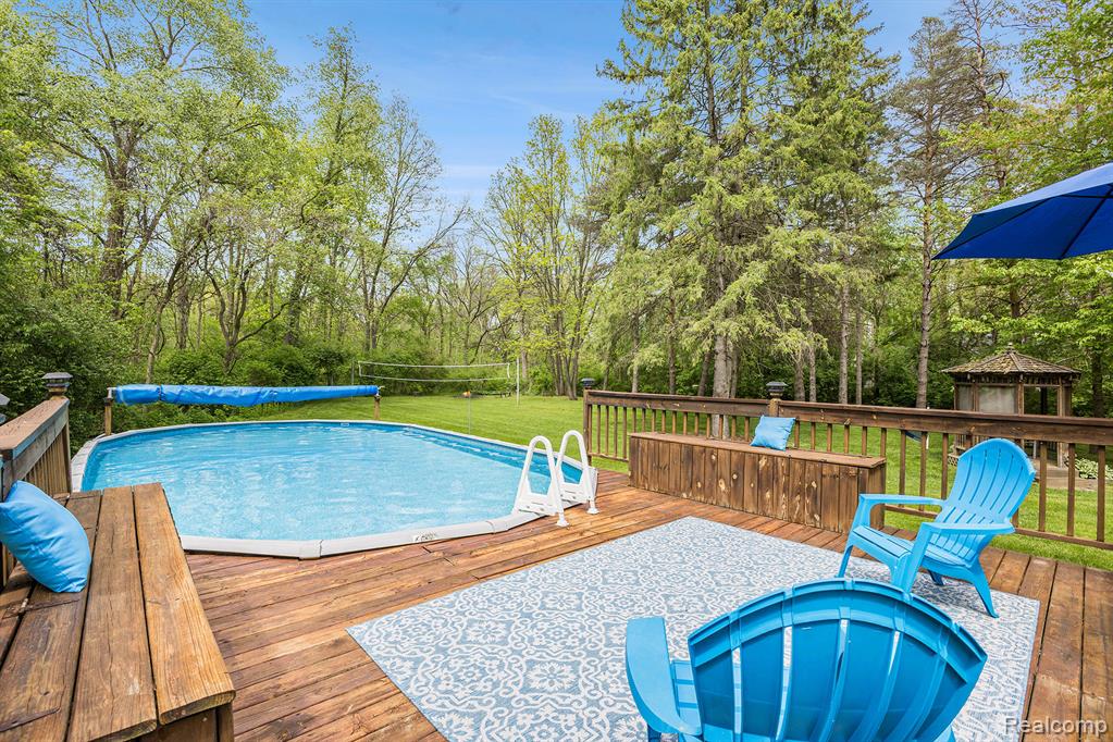 8450 Pineview Lake Drive, Linden, MI 48451 — Photo 28