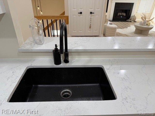 43195 WOODBRIDGE Drive, Clinton Twp, MI 48038 — Photo 12
