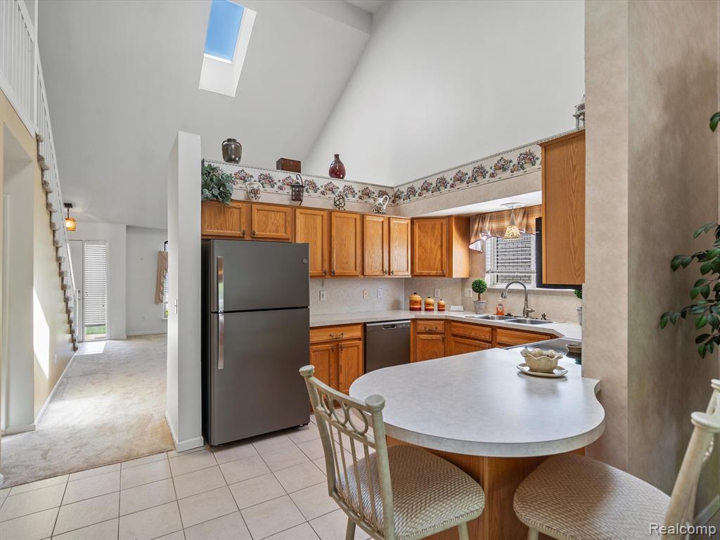 46311 BENTLEY Circle W, 51, Macomb, MI 48044 — Photo 6