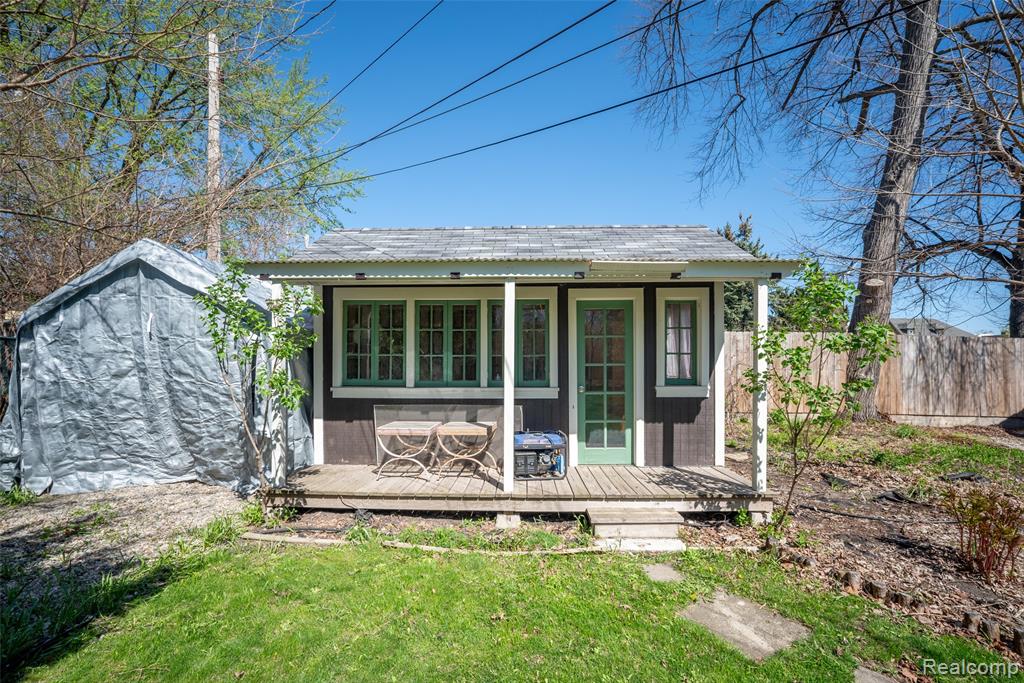 22 Edison Street, Detroit, MI 48202 — Photo 53