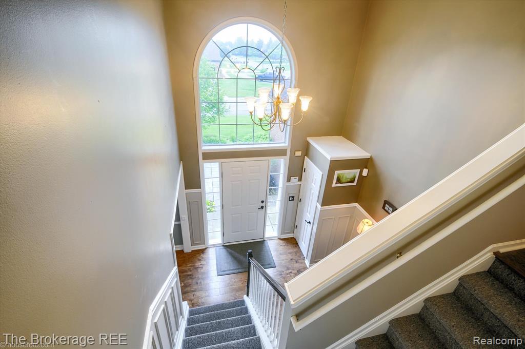 4449 Brighton Drive, Grand Blanc, MI 48439 — Photo 16