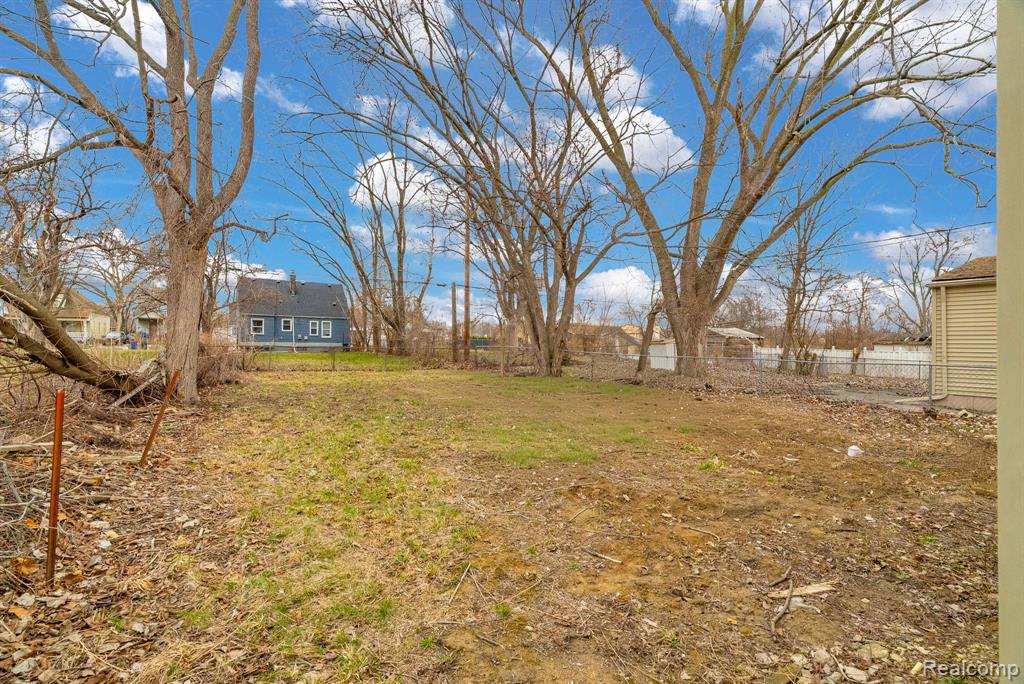 7819 Longacre Street, Detroit, MI 48228 — Photo 18