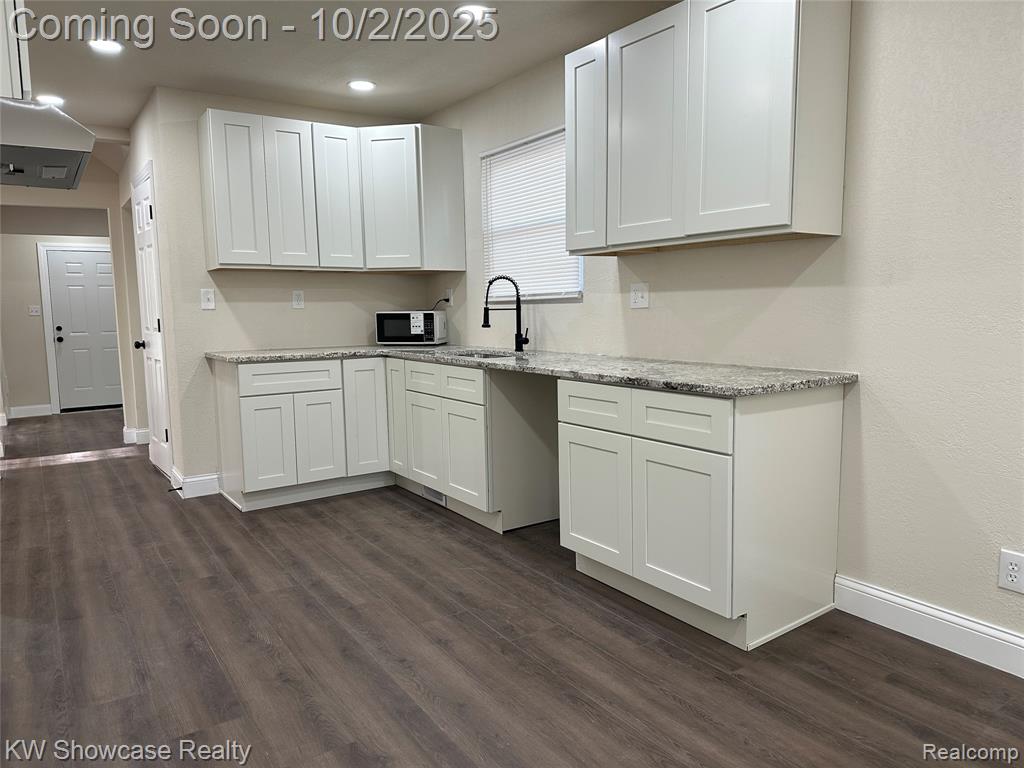 4255 Webb Street, Detroit, MI 48204 — Photo 11