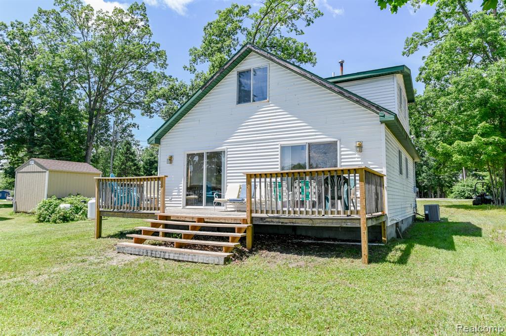 6575 Circle Drive, Harrison, MI 48625 — Photo 5
