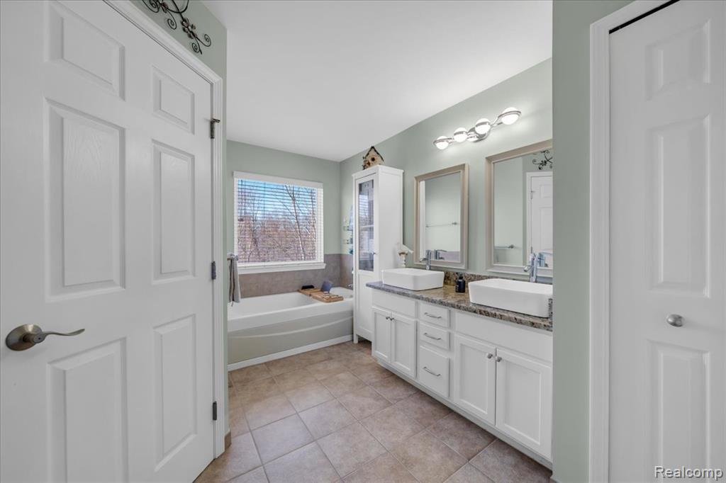 1079 Chelsea Boulevard, Oxford, MI 48371 — Photo 27