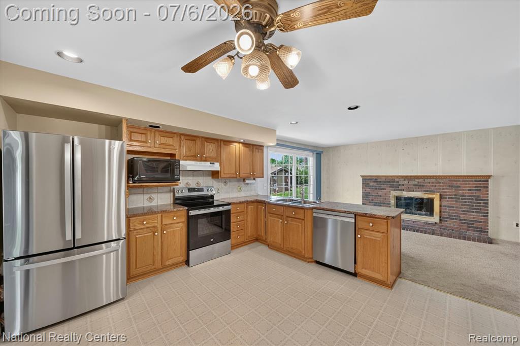 6611 Paul Revere Lane, Canton, MI 48187 — Photo 9