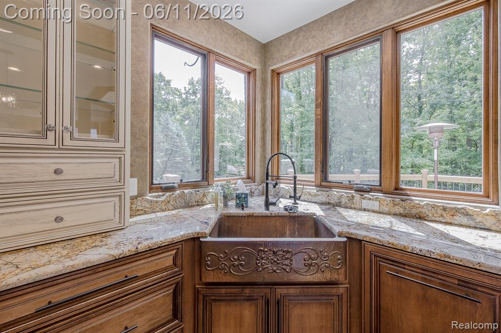6265 Crest Forest Court E, Clarkston, MI 48348 — Photo 15