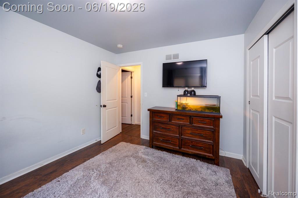 17680 Fox Glen Drive, Riverview, MI 48193 — Photo 27