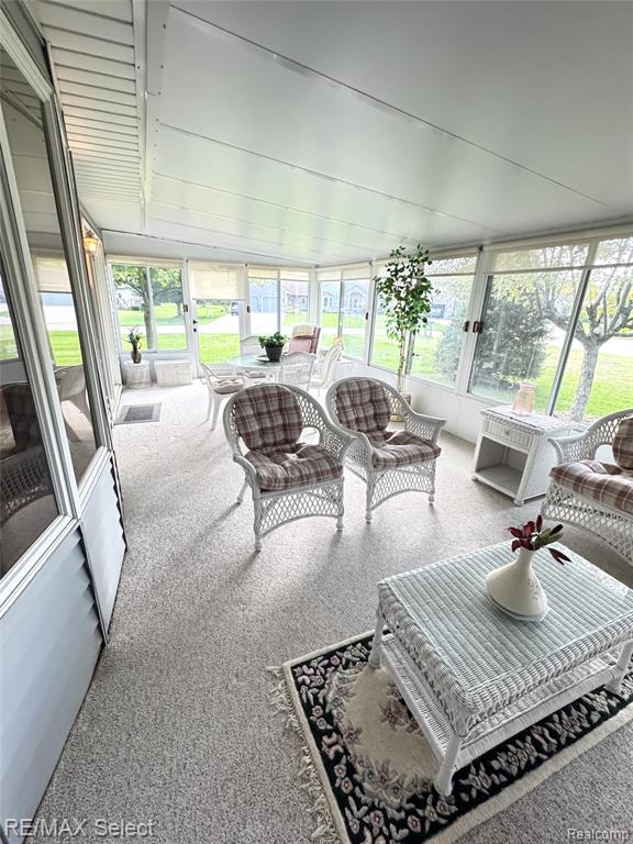 6060 Oak Creek Drive, Swartz Creek, MI 48473 — Photo 12