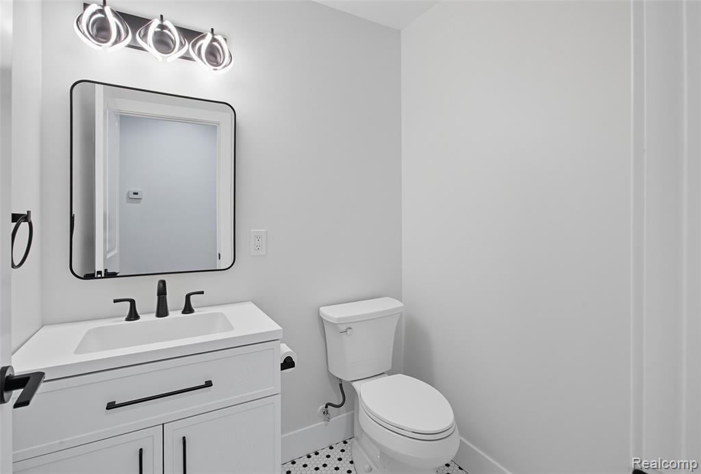 5190 Westcombe Lane, West Bloomfield, MI 48324 — Photo 16
