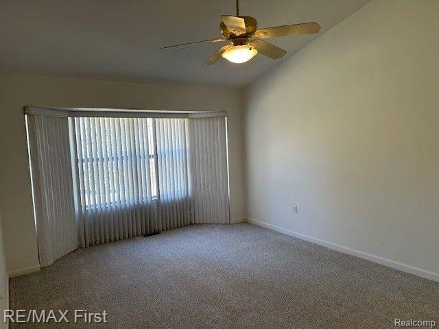 23636 MCCORT Drive, Flat Rock, MI 48134 — Photo 15