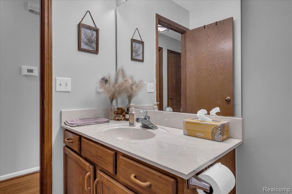 706 DONNALEE Drive, Monroe, MI 48162 — Photo 23