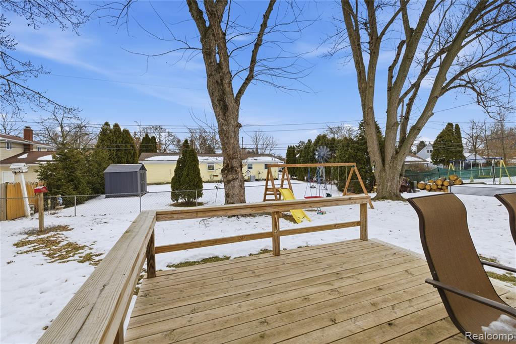 6115 Marscot Drive, Lansing, MI 48911 — Photo 15