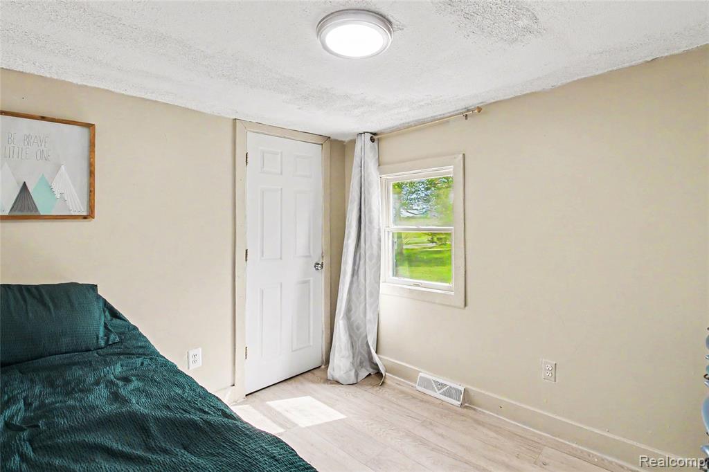 9433 E Lovejoy Road, Perry, MI 48872 — Photo 16