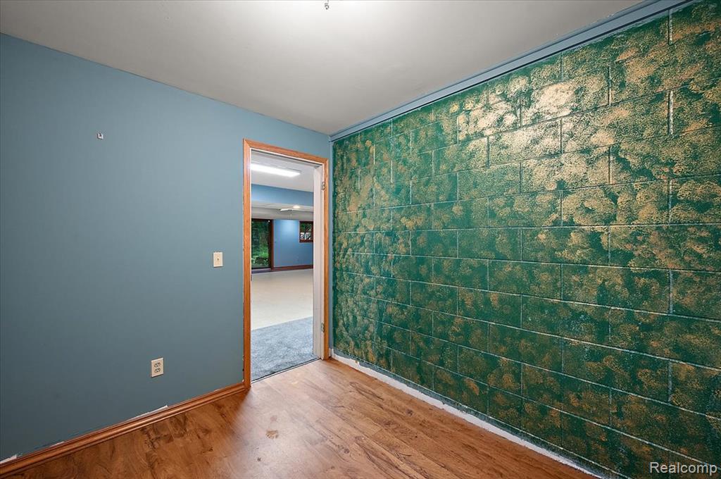 670 Rolling Acres Drive, Ortonville, MI 48462 — Photo 50
