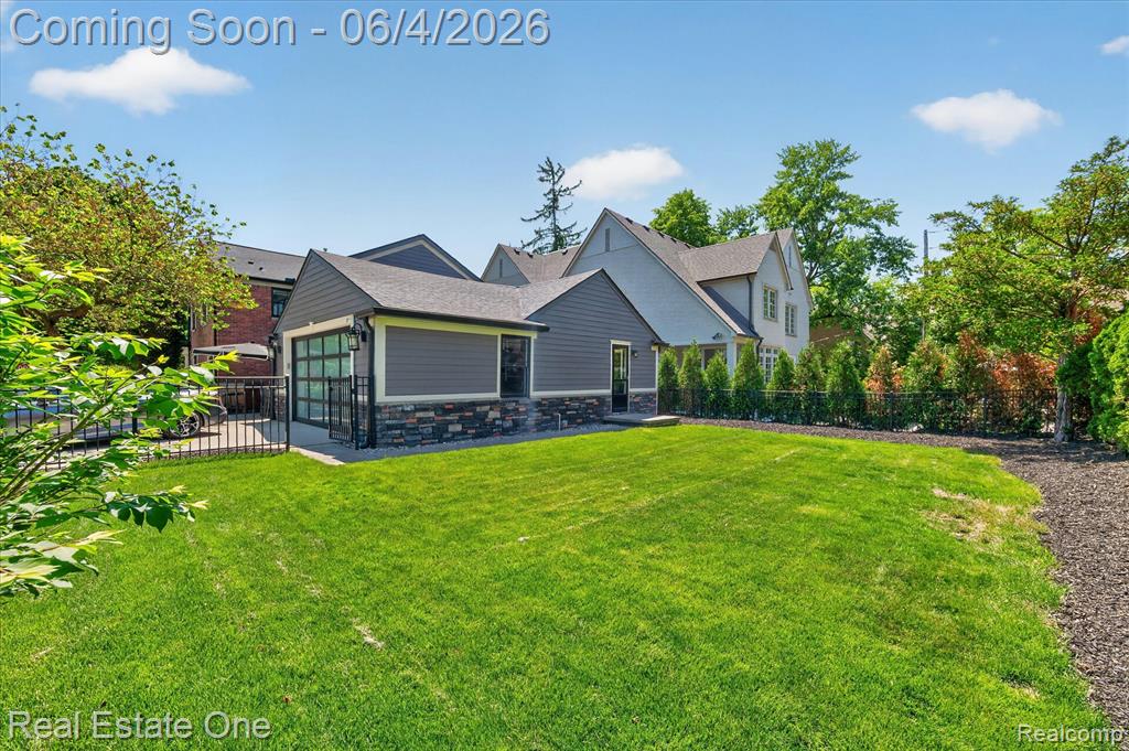 810 Harmon Street, Birmingham, MI 48009 — Photo 38