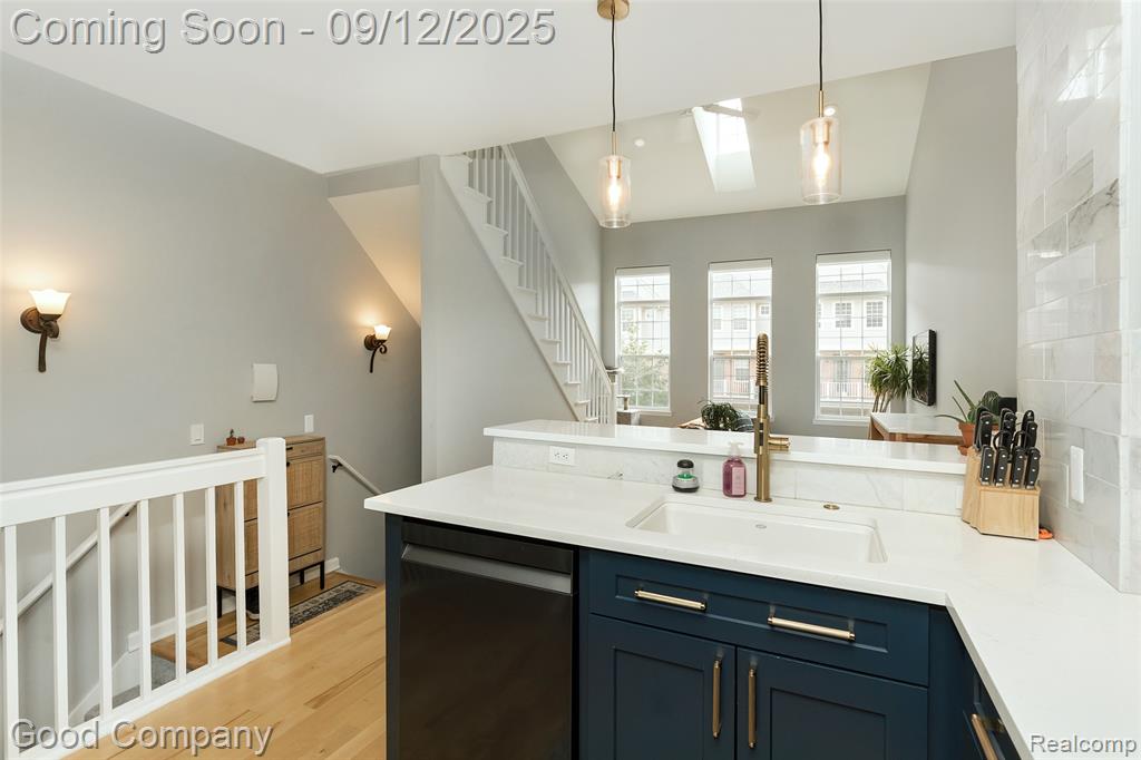 56729 Longhorn Drive, Shelby Twp, MI 48316 — Photo 11