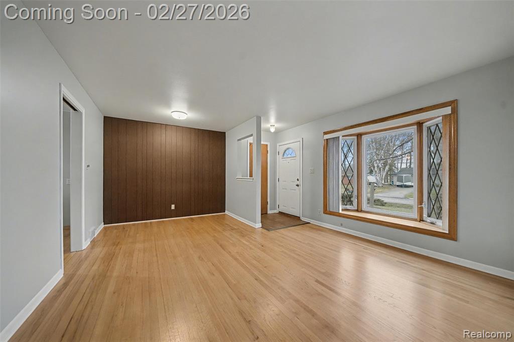 3842 Dill Drive, Waterford, MI 48329 — Photo 7