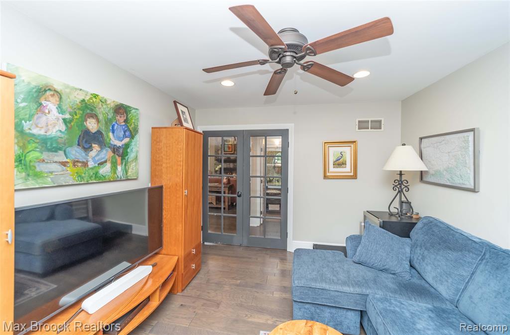 1478 Courtney Court, Hartland, MI 48353 — Photo 31