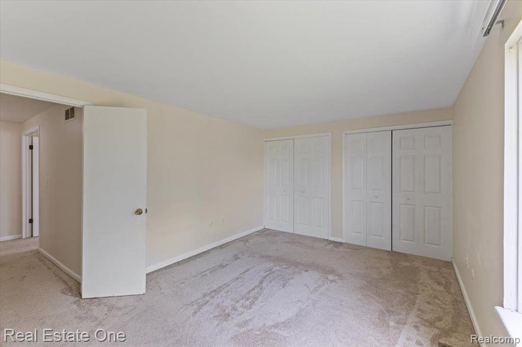 22663 CRANBROOKE Drive, Novi, MI — Photo 9