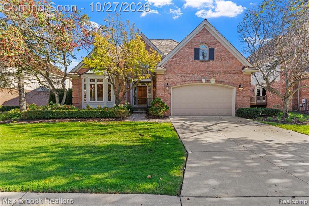 9 Vaughan Crossing, Bloomfield Hills, MI 48304