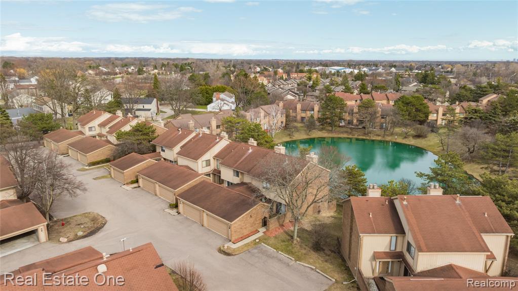 5273 Wright Way E, West Bloomfield, MI — Photo 64