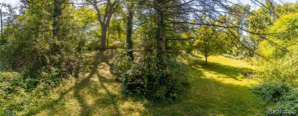 8410 Elizabeth Lake Road, White Lake, MI — Photo 46
