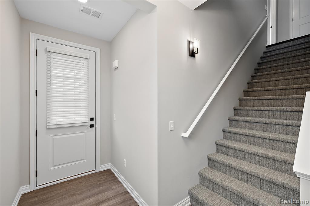 11374 Langfeld Spur, Brighton, MI, 48116