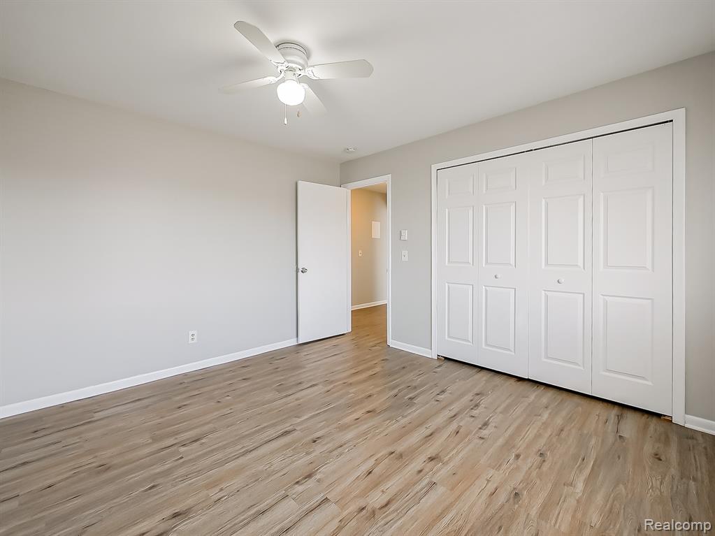 825 S Grand Avenue, Fowlerville, MI 48836 — Photo 13