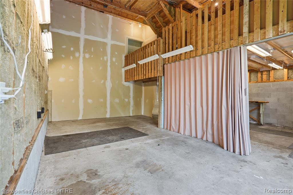 4462 Lily Drive, Howell, MI 48843 — Photo 46