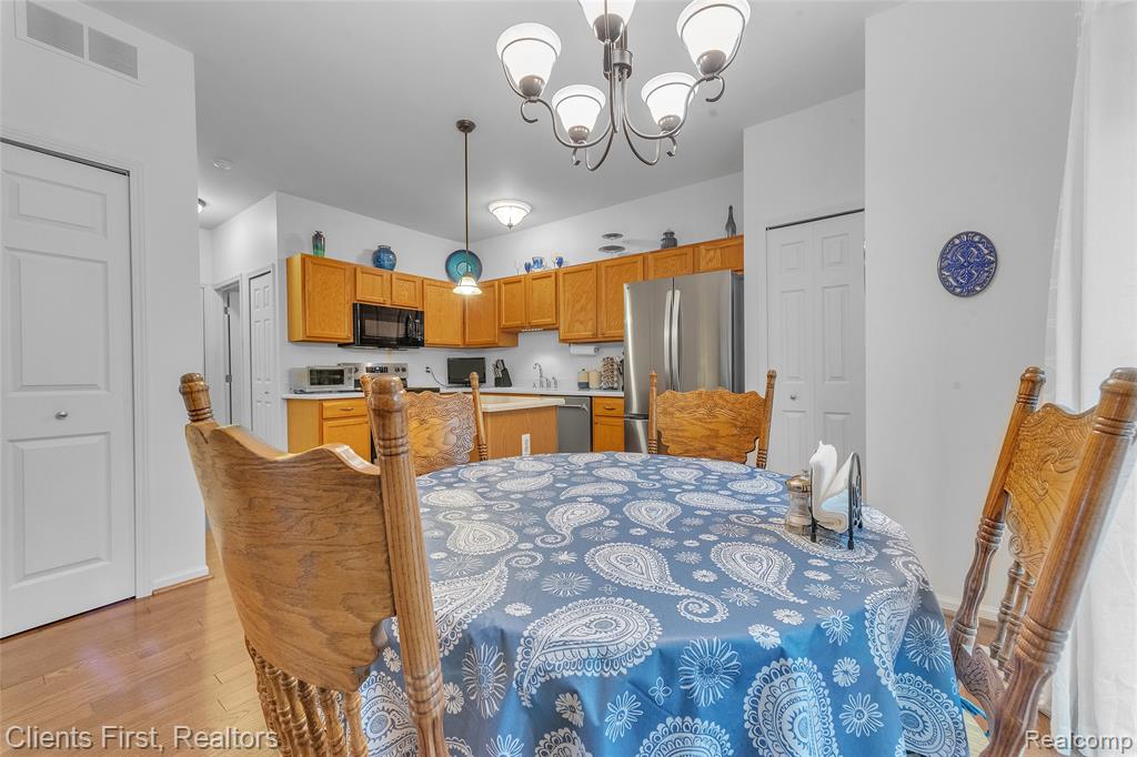 530 CONCORD Drive, Canton, MI 48188 — Photo 15