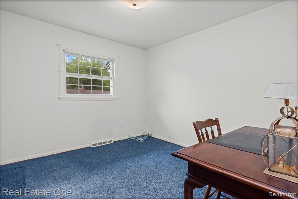 1675 Ledbury Drive, Bloomfield Hills, MI 48304 — Photo 32