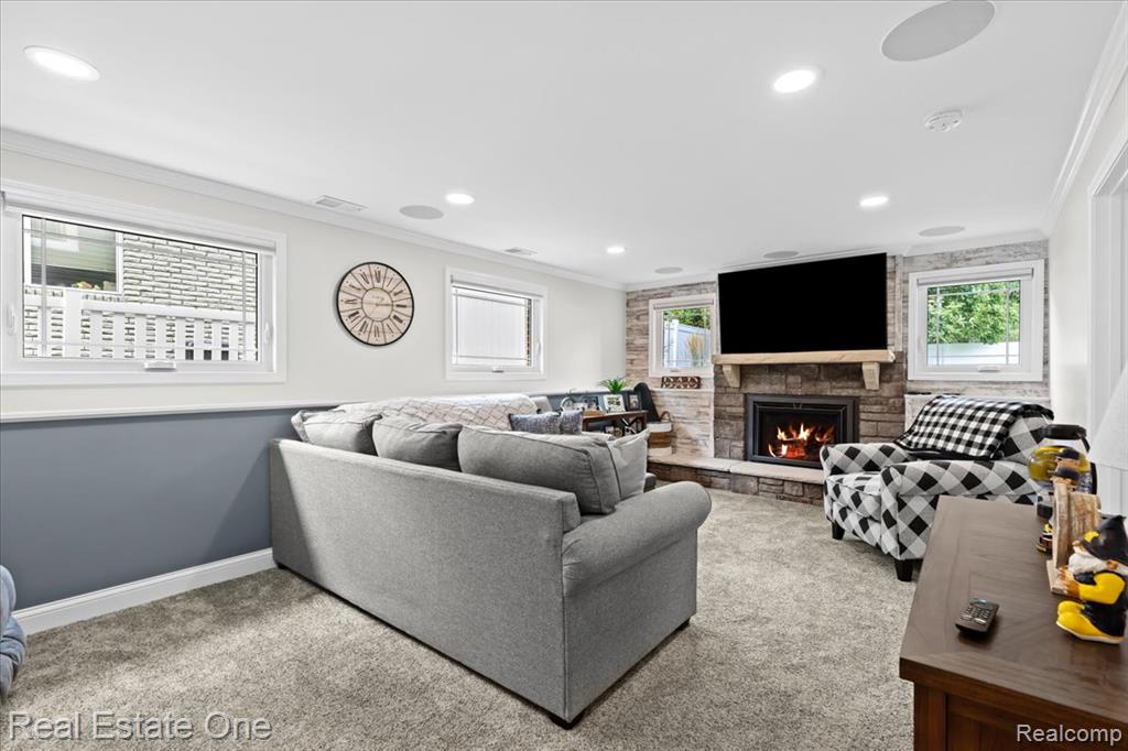 40718 Ivywood Lane, Plymouth, MI 48170 — Photo 23