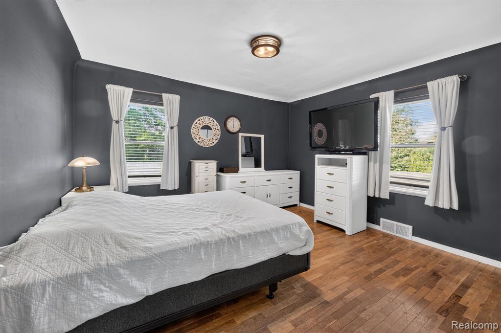 7077 Frances Road, Flushing, MI 48433 — Photo 19