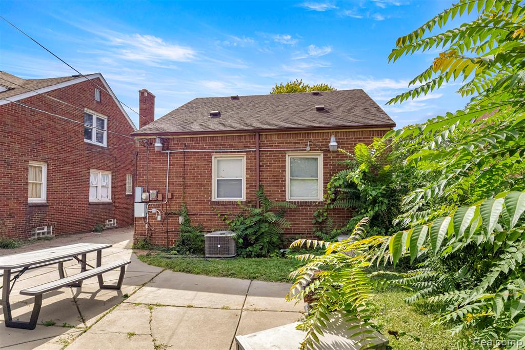 5720 Argyle Street, Dearborn, MI 48126 — Photo 31