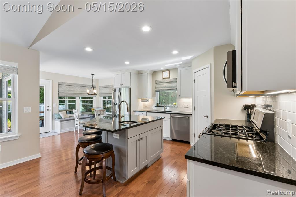 429 Grixdale Lane, Waterford, MI 48328 — Photo 20