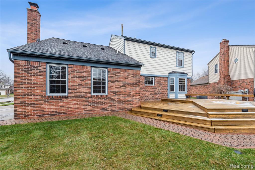 45303 CLAYMORE Drive, Canton, MI 48187 — Photo 48