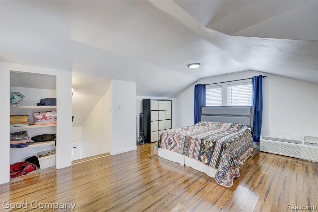 564 E Lewiston Avenue, Ferndale, MI 48220 — Photo 27