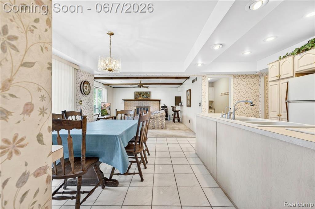 20257 Coachwood Road W, Riverview, MI 48193 — Photo 9