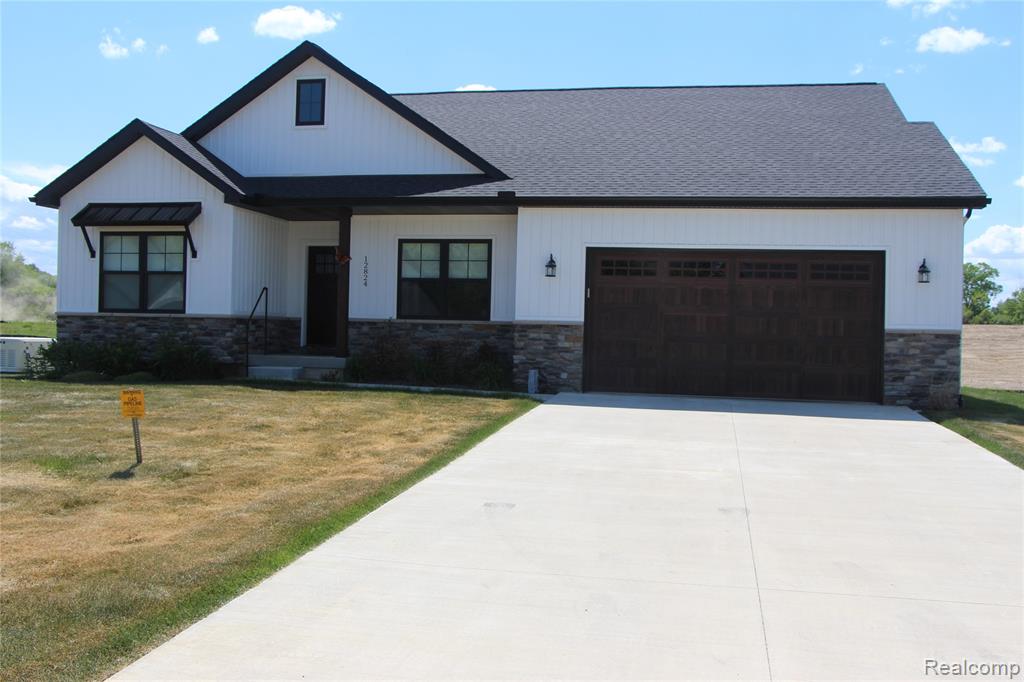 12824 Ivy Lane, Linden, MI 48451