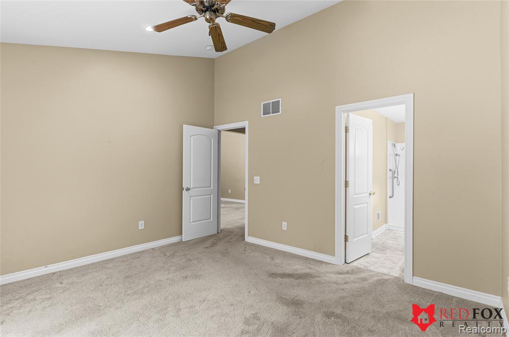 1199 Creek View Court, Burton, MI 48509 — Photo 16