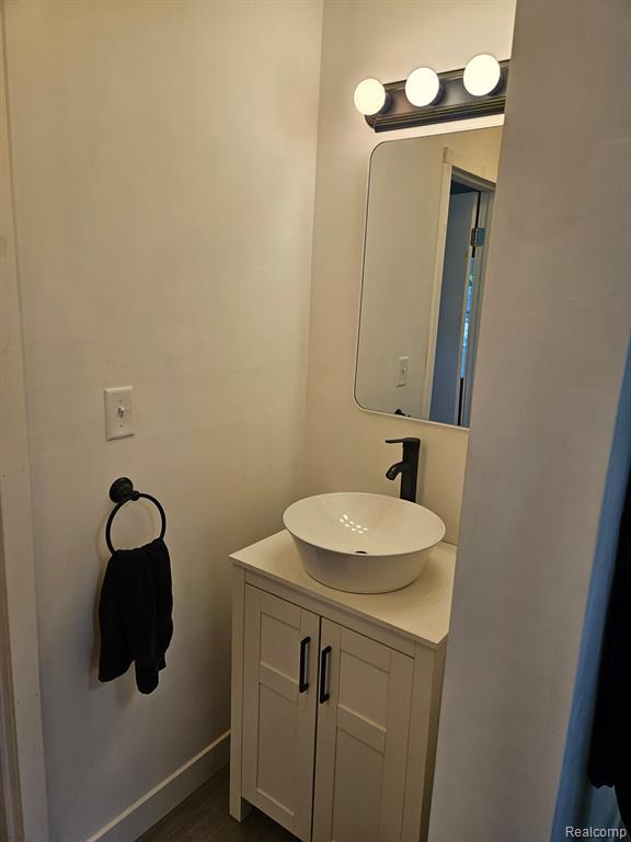 610 W COURTLAND Street, Durand, MI 48429 — Photo 11