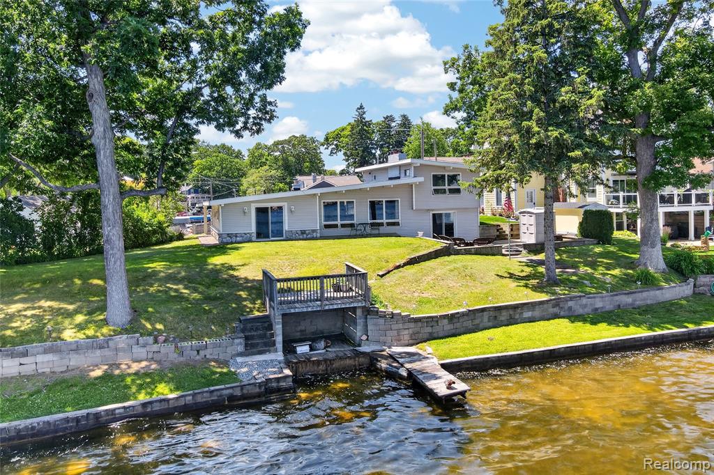 91 Crescent Avenue, Lake Orion, MI 48362 — Photo 24