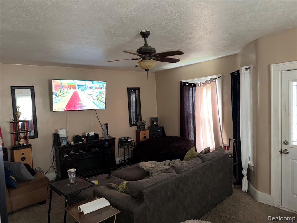 742 Olympia Street SW, Grand Rapids, MI 49503 — Photo 8
